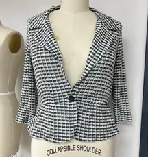 Status by Chenault Blazer M