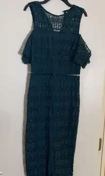 New Gianni Bini lace cold shoulder dress