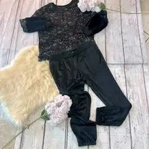 Simply Vera Wang Soft Velvet Pajama Set