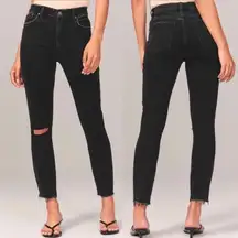 A&F Curve Love Skinny High Rise 28 Black Ripped