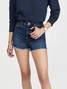 ✨Levi's High Rise Frayed Hem Denim Sz 27 Shorts✨