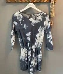 NWOT White Birch long sleeve tie dye romper Size Small