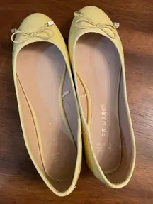 Never Worn Yellow Flats