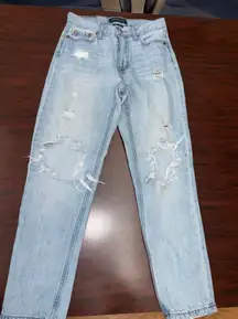 Distressed Mom Jeans Size 000