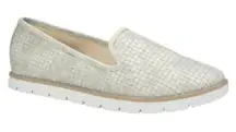 White Mountain Women's Textured Gray Loafers