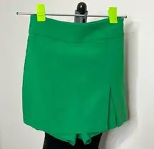 ZARA  size XS green skort