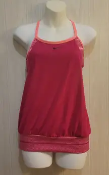 Nike running top size S‎