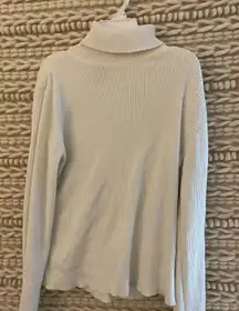 white turtle neck shirt 