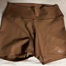ALO Yoga XL airlift brown Bike Shorts 4”