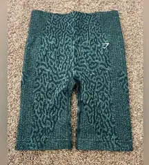 Women’s Gymshark Adapt Animal Print Seamless Scrunch Butt Cycling Biker Shorts M