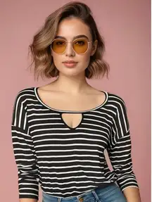 Gameday Couture Women's Medium‎ Black Striped USC Gamecocks Long Sleeve Blouse