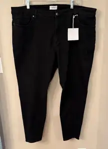 NWT Pistola‎ Black Mid-Rise Skinny Jeans Style P67317BEM-MID Plus Size 24W