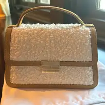 Frame Fuzzy Purse