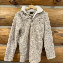 Love Tree Sherpa Pullover size S