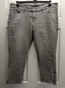 Levi's Original Women's Size 16 Gray Low Rise Skinny Cropped Capri Jeans