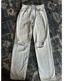 H&M &Denim 90’s Straight Ultra High Waist Jeans Wide Leg Light Distressed Size 2