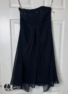 David’s Bridal Size 6 Black Sequin Party Dress Strapless
