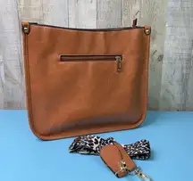 Brown Leather Zip Top Hobo Crossbody w/Guitar Animal Print Strap 12-1/2”x11”x4”