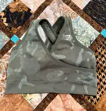 Gymshark Adapt Camo Seamless Sports Bra (Army Green)
