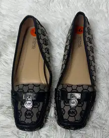 Michael Kors Black and Tan Patterned Loafers