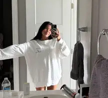 Brandy Melville Crewneck