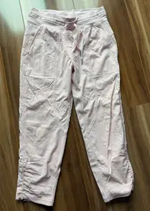 Lululemon Dance Studio Mid-Rise Lined Crop 25" - size 6