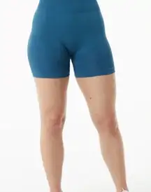 NEW Alphalete 5.5" Ozone Shorts in Atlantic Blue