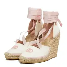 Gucci Espadrille with Ribbon Tie size 39.5