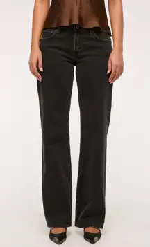 90s Baggy Low-Rise Jeans