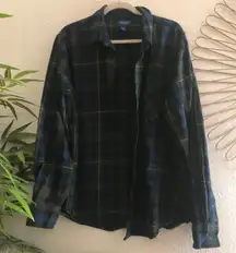 Arizona 100% cotton green and black  button up down plaid flannel shirt