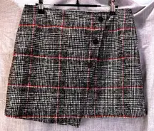 NWOT Dee Elly Glen Plaid Asymmetrical Mini Skirt Gray Red Check Button Front M