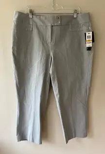 Alfani Sz 16W Stretch‎ Pull On White Straight Leg Capri Jeggings Tummy Control