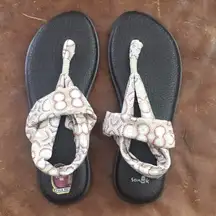 NWOT Sanuk Yoga Mat Flip Flop