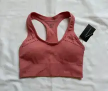 ★ NWT  Sports bra - Dusty Rose ★