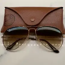 Ray-Ban 3025 large Gold Aviator Sunglasses