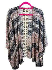 NWT Unity World Wear Boho Floral & Crochet Lace Kimono Medium Oversized