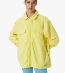 Bandier 7 days active Women’s Fleece Shirt in limelight yellow size Medium