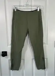 Lysse Women’s Green Cropped Leggings Pockets Ankle Zip Size Medium M