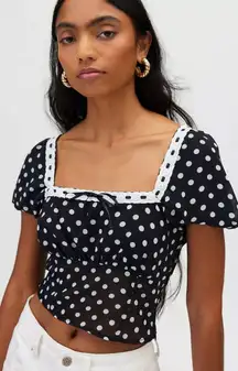 Kimchi Blue Apple Square Neck Cropped Blouse NWT Size S - Black