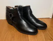 LifeStride Boots Womens Size 8.5 Black Jamboree Ankle Side Zip Booties Harness