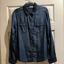 Halogen Blue Button Down Denim Shirt Great Condition