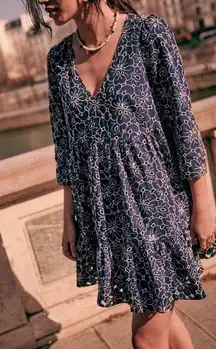 Sezane Aura babydoll eyelet floral Dress in navy blue size 2