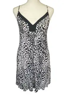 Tart Intimates women's medium black and white animal print sleepwear chemise