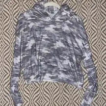 Onzie  L/S Cropped Camo Hoodie (French Terry)