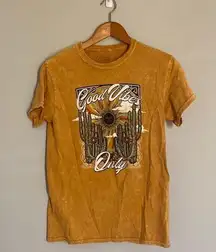 Cold Crush  Mustard Yellow Graphic Tshirt Size Small