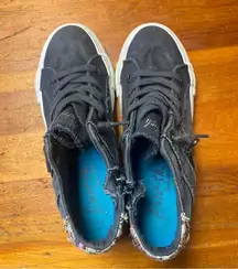 Blowfish Women's Grey Canvas Low Top Platform Sneakers