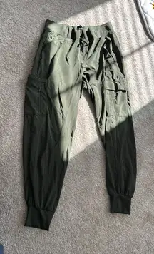 athletic jogger cargo pants
