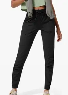 Lululemon Beyond the Studio Jogger
Black 6