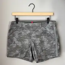 SPANX Stonewashed Camouflage Pull On Shorts Modern Fit