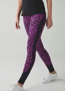 Lululemon Drop It Like It’s Hot Tight Orchid